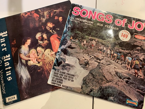 FE104C37-C2BC-4EA6-AED3-8CC50341AF90