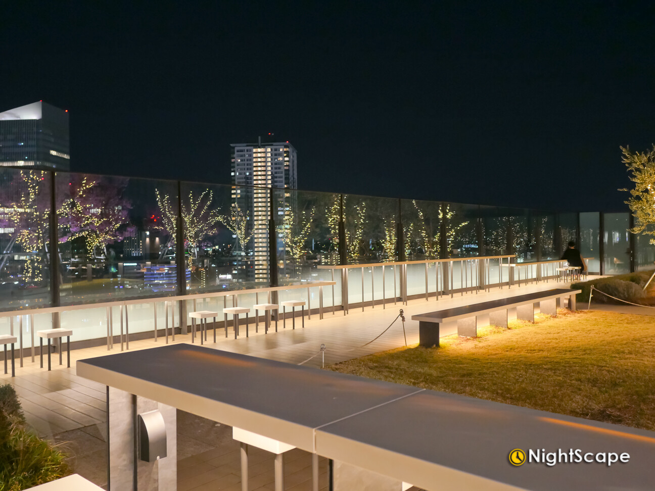 JR横浜タワーうみそらデッキ : NightScape 夜景・夕景記録帳