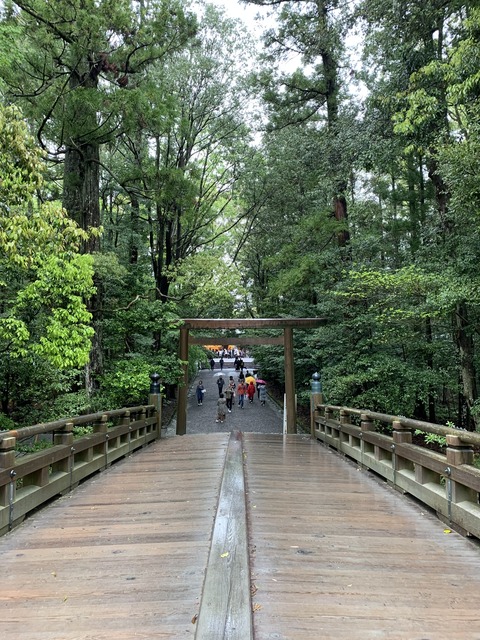 AD64E96C-172B-492F-A574-EC15B2C8C551