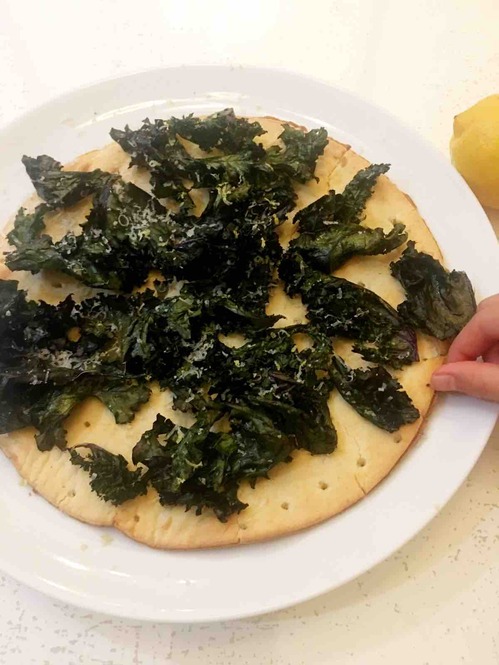 kale-chips-pizza