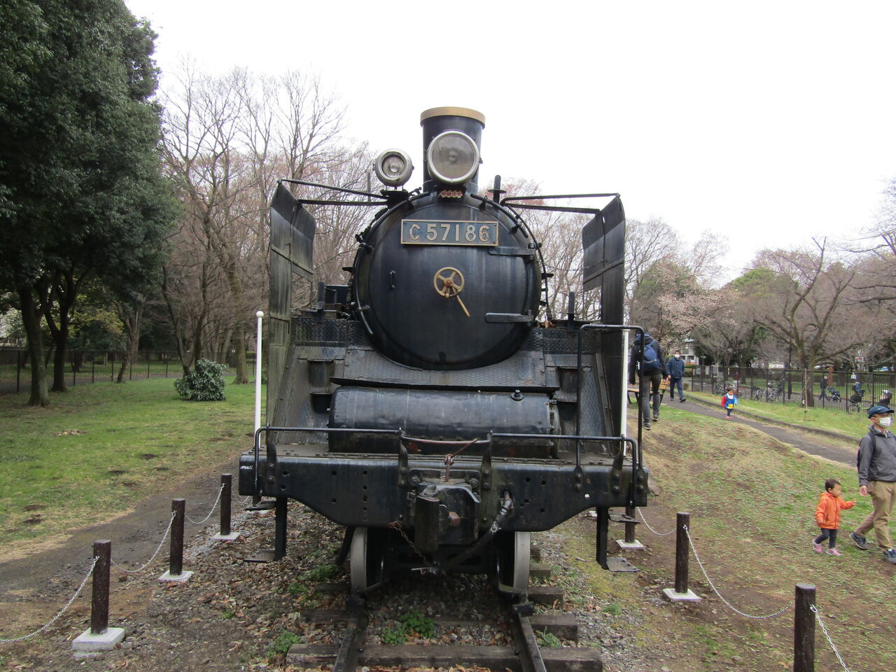 C57 186【東京都小金井市小金井公園SL展示場】 : さとぴーの人生