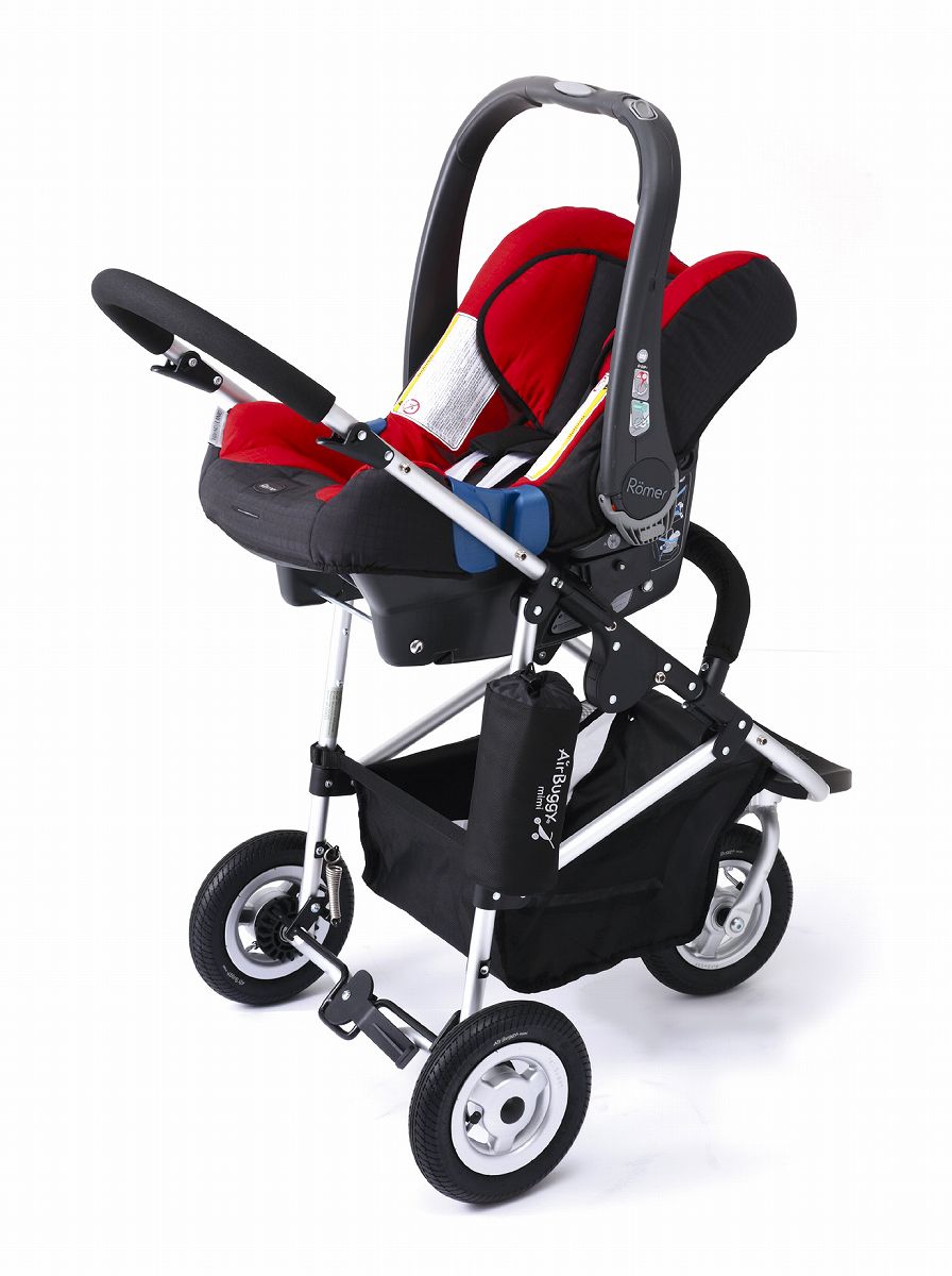 エアバギー対応シートは レーマーと最安値はこの価格 ベビーシートも安心 安全 使い勝手がよくコスパ最高のエアバギーココ ブレーキモデル を使っています