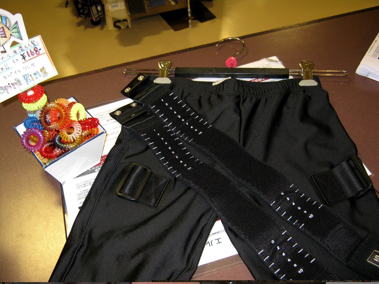 自宅 ジム 出張の空いた時間を有効活用できる加圧トレーニングベルト Kaats が結構使える Blog By Satsho