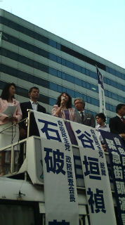 20110811173611