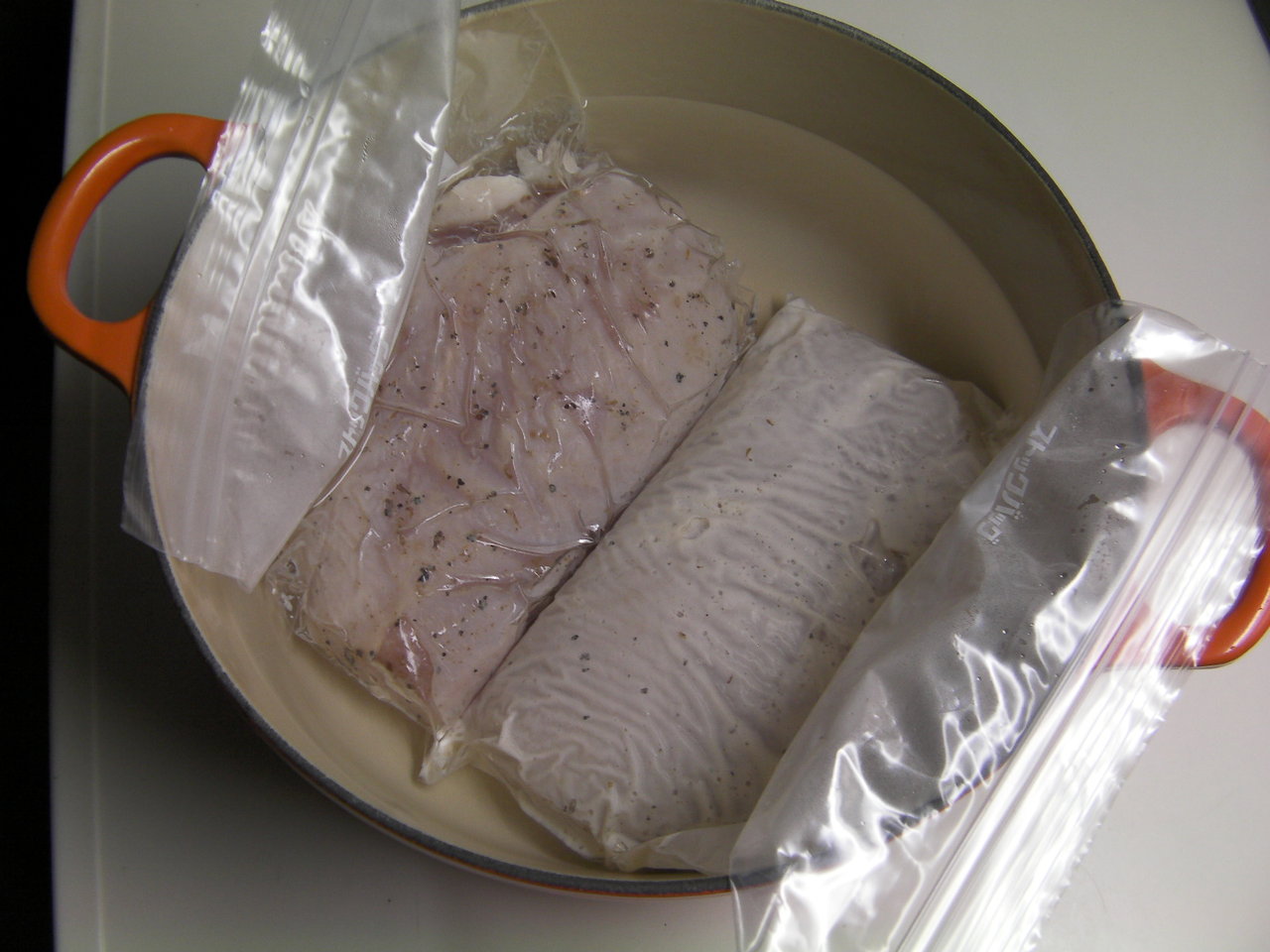 サラダチキン 鶏胸肉を湯せん調理 彩月satsukiの料理帖