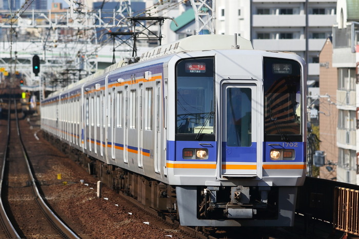 aa001
