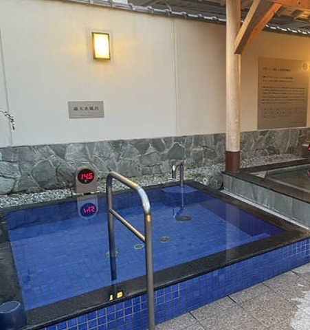 1729097184505-800-600~3