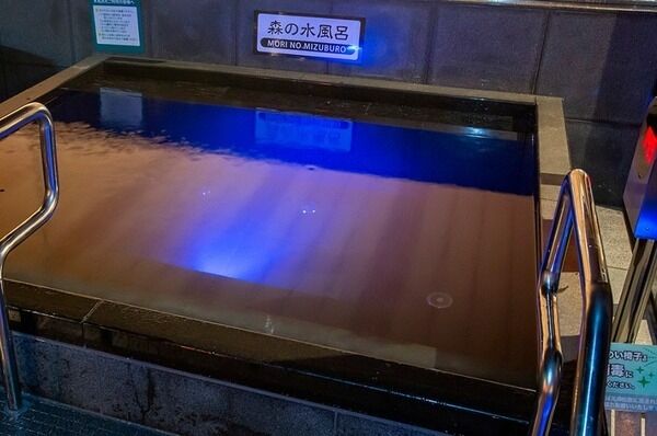 0ebf5390-s (1)
