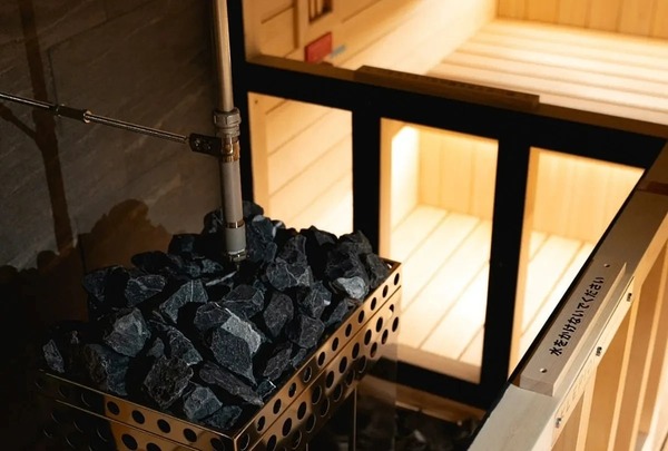 DSC01138-sauna~2