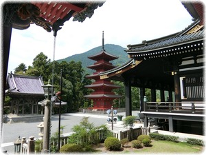 身延山久遠寺