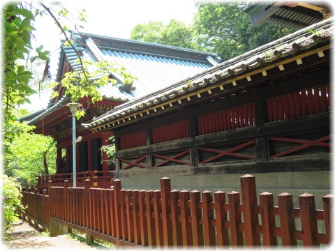 麓山神社