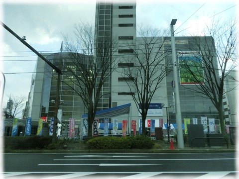 富山駅前