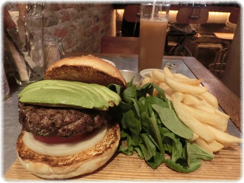 炭火焼ラムバーガー