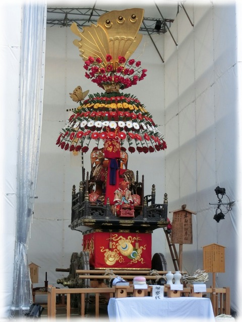 高岡御車山祭