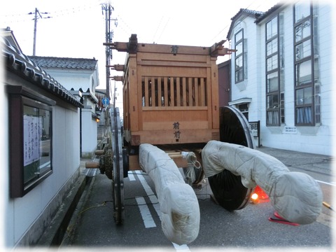 高岡御車山祭