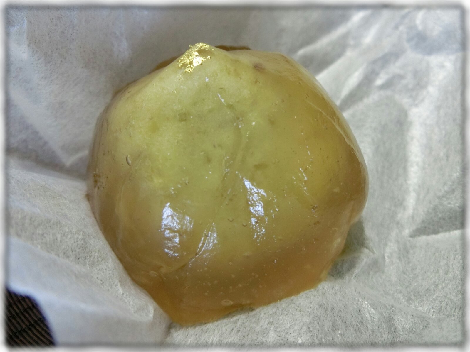 東京駅ecuteで栗きんとんをくずで包んだ 琥珀 という名の和菓子を発見 ｓａｖａ