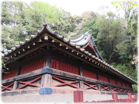 麓山神社