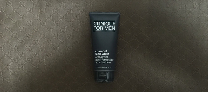 CLINIQUE0001-02