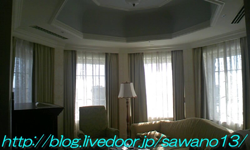 ディズニーランドホテル 今回お世話になったお部屋からの眺め ２００９年１２月宿泊 コンシェルジュ タレットルーム ツイン５階 さわのディズニー リゾートイン日記 ハラハラ日常記