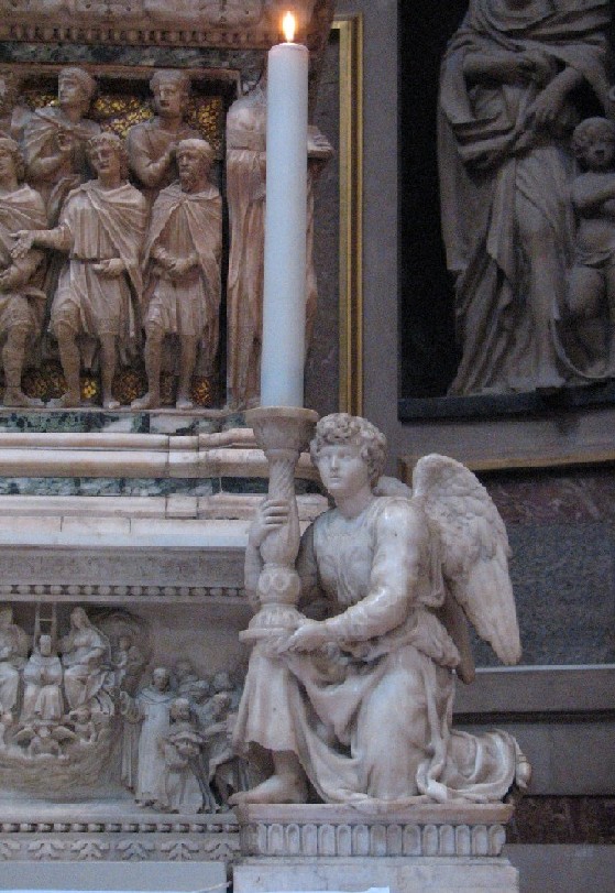 ミケランジェロ 燭台を持つ天使 古代と現代をさまよう さわらびｔ ブログ