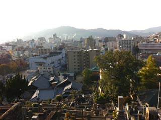 お寺から市内