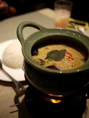tompson20110928-012..JPG