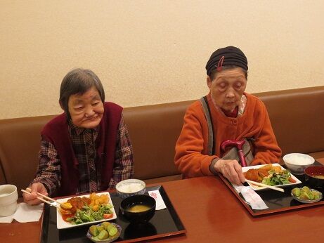 散髪・外食レク・龍様 104