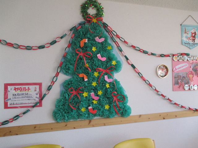 入居者様とクリスマスの飾り付け さわやかダイアリー 入居者様とクリスマスの飾り付け さわやかダイアリー