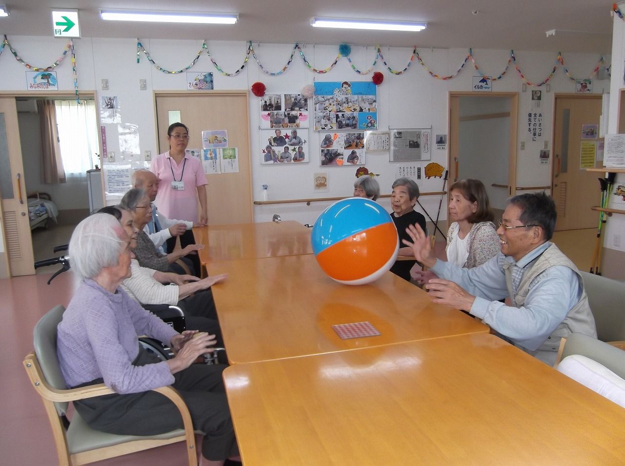 ビーチボール遊び さわやかダイアリー ビーチボール遊び さわやかダイアリー