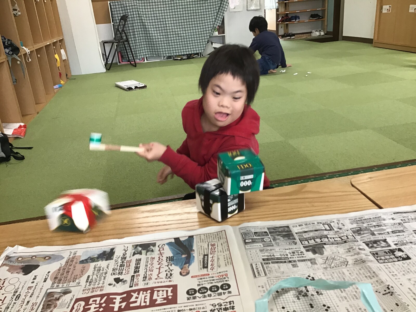あだち弐番館 牛乳パックだるま落とし さわやかダイアリー