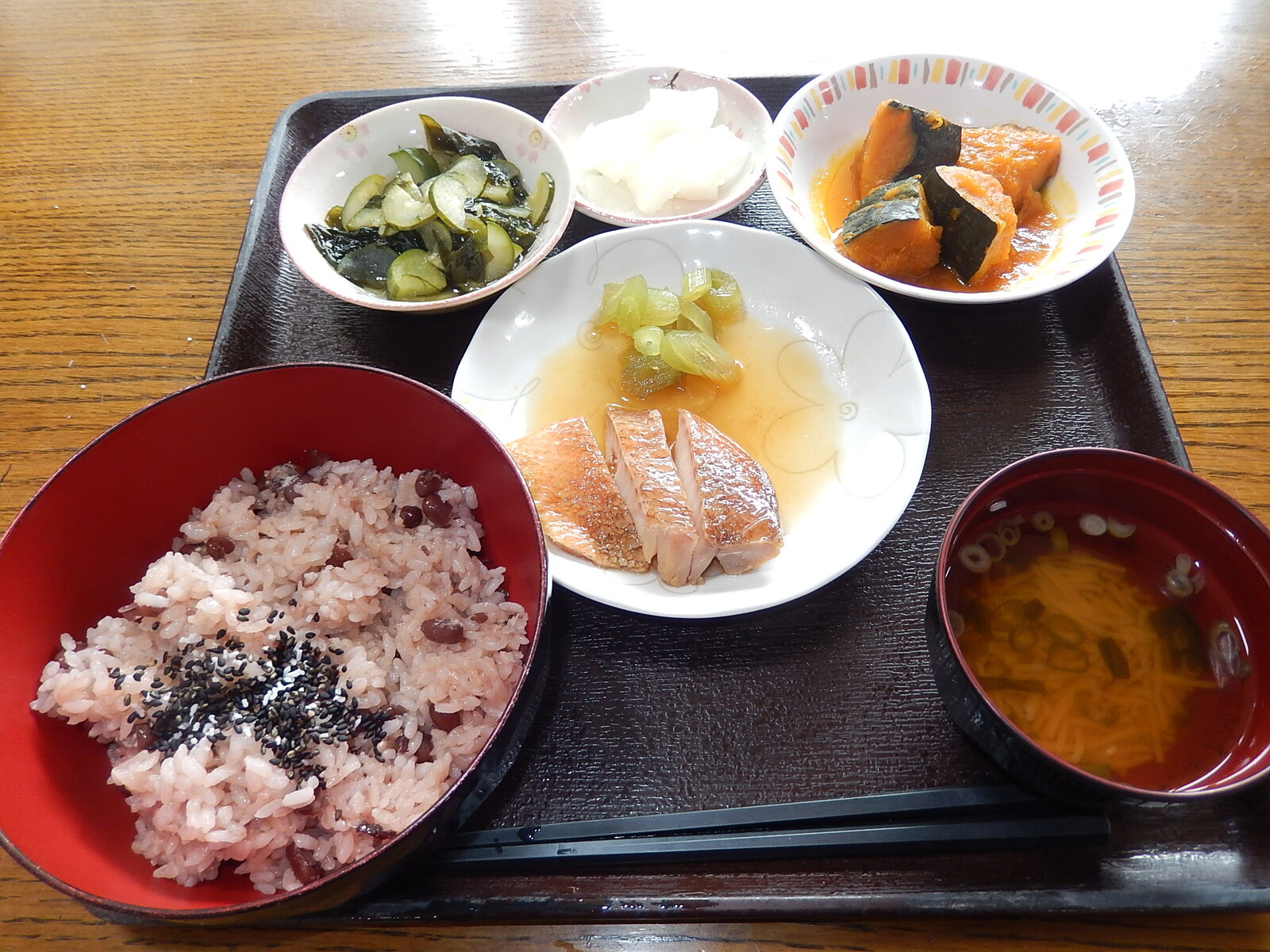 1日は赤飯 さわやかダイアリー
