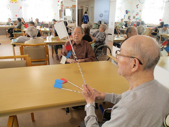 3色旗揚げゲーム さわやかふか家の里 さわやかダイアリー