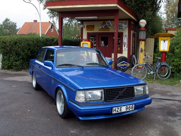 大輔君のオデッセイ Ra8 Vzと W124 Dt 老いぼれ2号 のページ ベンツ 大輔君のオデッセイ Ra8 Vzと W124 Dt 老いぼれ2号 のページ ベンツ