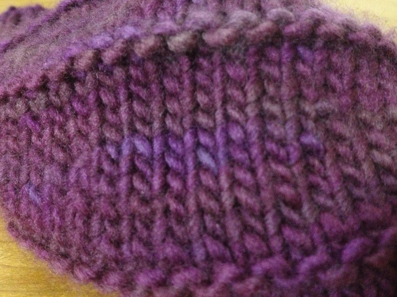 続 メリヤス編みのv字が もしくはその逆になる問題 アメリカ式とフランス式 Knits Nest