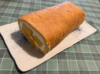 ★マンゴーロールケーキ