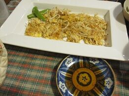 もやし、ホシエビ、ツナの韓国風卵焼き