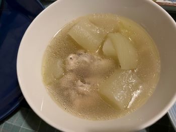 ★トウガンと鶏胸元のスープ煮