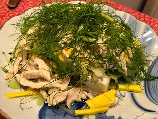 色々のせ豆腐のサラダ