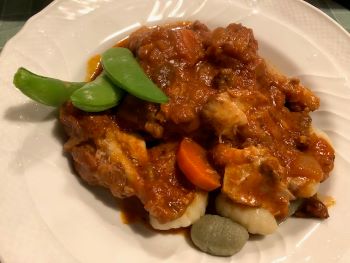★鶏肉の赤ワイントマト煮