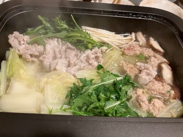 ★鶏つくね、豚肉、ネギ炊き