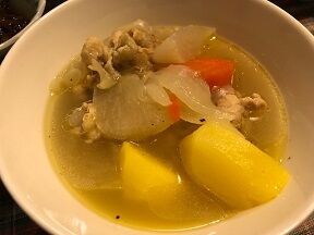 ★鶏と根菜のスープ