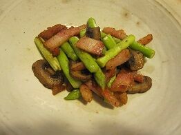 ★アスパラとマッシュルム、ベーコンのバター炒め