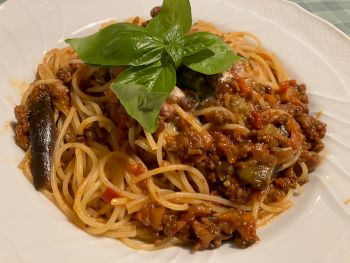 ★茄子と夏野菜のミートソースパスタ