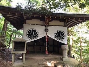 18 屏風坂の地蔵堂