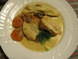 ★チキンロールのポルチーニ茸クリーム煮