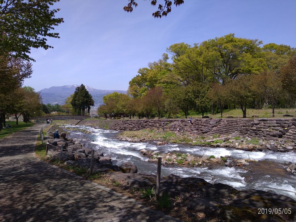 木島平村 やまびこの丘公園 自然のなかで暮らしたい 木島平村 やまびこの丘公園 自然のなかで暮らしたい