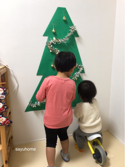 子供部屋もクリスマスに 子供と一緒に100均でお手軽 Sayu Home