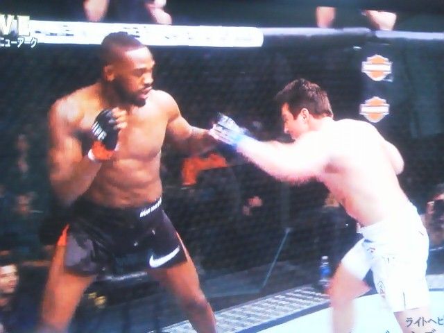 Ufc159 ジョン ジョーンズ対チェール ソネン戦 録画観戦 チーム吉鷹 Ufc159 ジョン ジョーンズ対チェール ソネン戦 録画観戦 チーム吉鷹