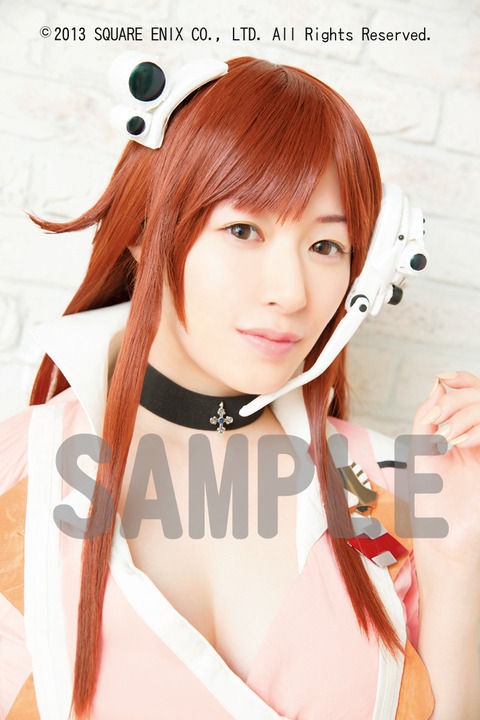 田中理恵ラスト写真集の表紙公開 ラクスの衣装姿で決めポーズ 声優四方山話