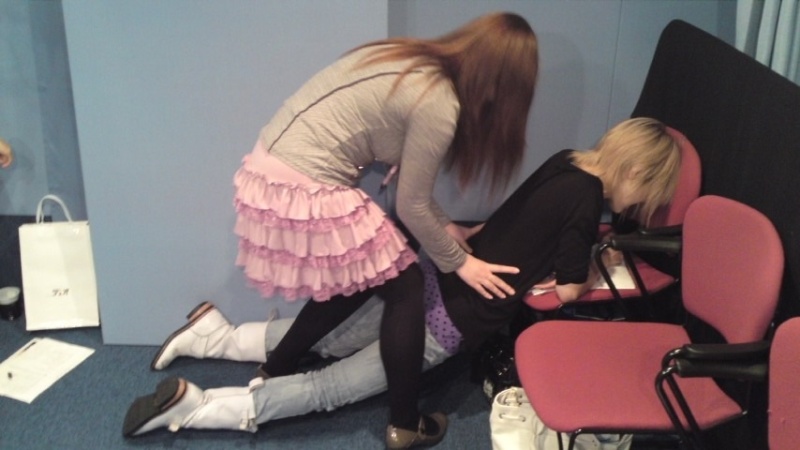 浅川悠が氷青に腰を揉んでもらっている絵面はエロい 声優四方山話